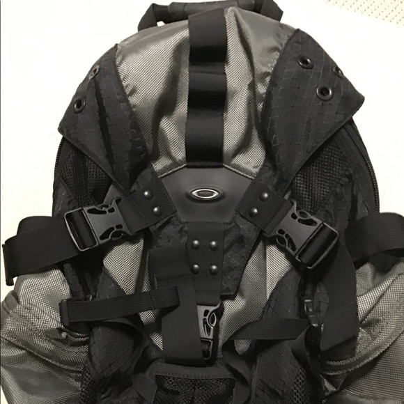 oakley icon backpack